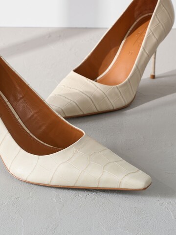 Next Pumps in Beige