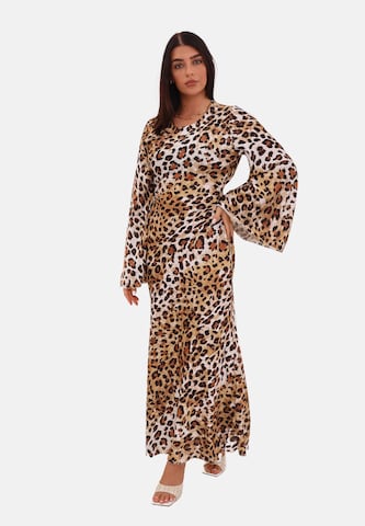 Elara Dress in Brown: front