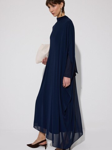Robe 'Bat Sleeve Chiffon Dress' Touché Privé en bleu