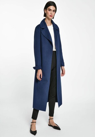 Fadenmeister Berlin Between-Season Jacket in Blue: front