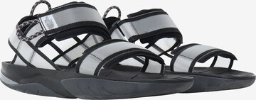 THE NORTH FACE Trekkingsandal 'SKEENA' i grå