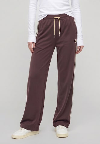 Sergio Tacchini Regular Trousers in Purple: front