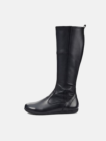 BÄR Boots in Black: front