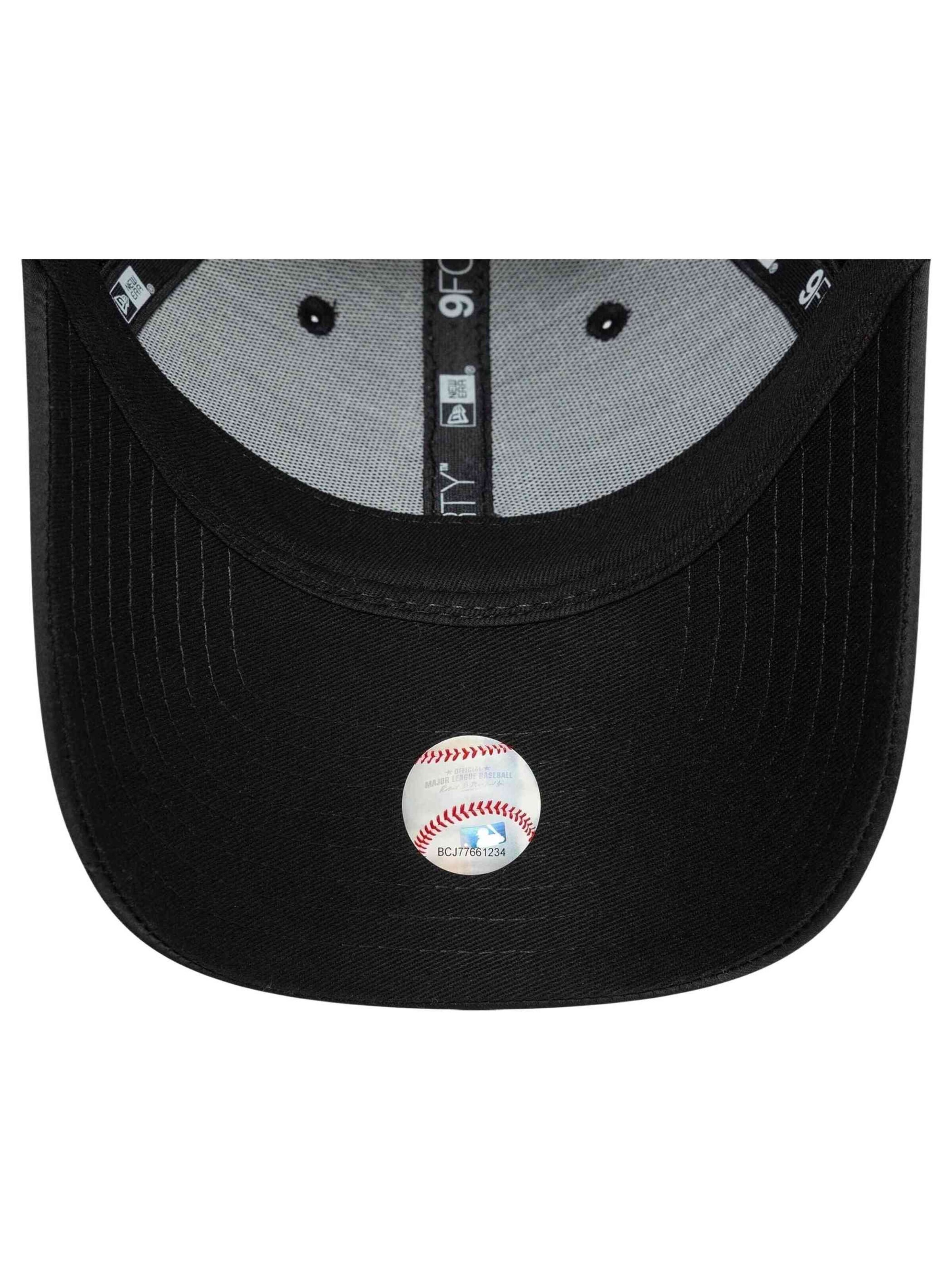 Cappello da baseball sportivo '60595368-001' di NEW ERA in nero