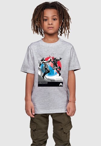 ABSOLUTE CULT Shirt 'Aquaman - Vs Black Manta' in Grijs: voorkant