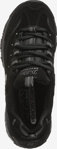 SKECHERS - Sapatilhas baixas 'D'Lites Biggest Fan' em preto