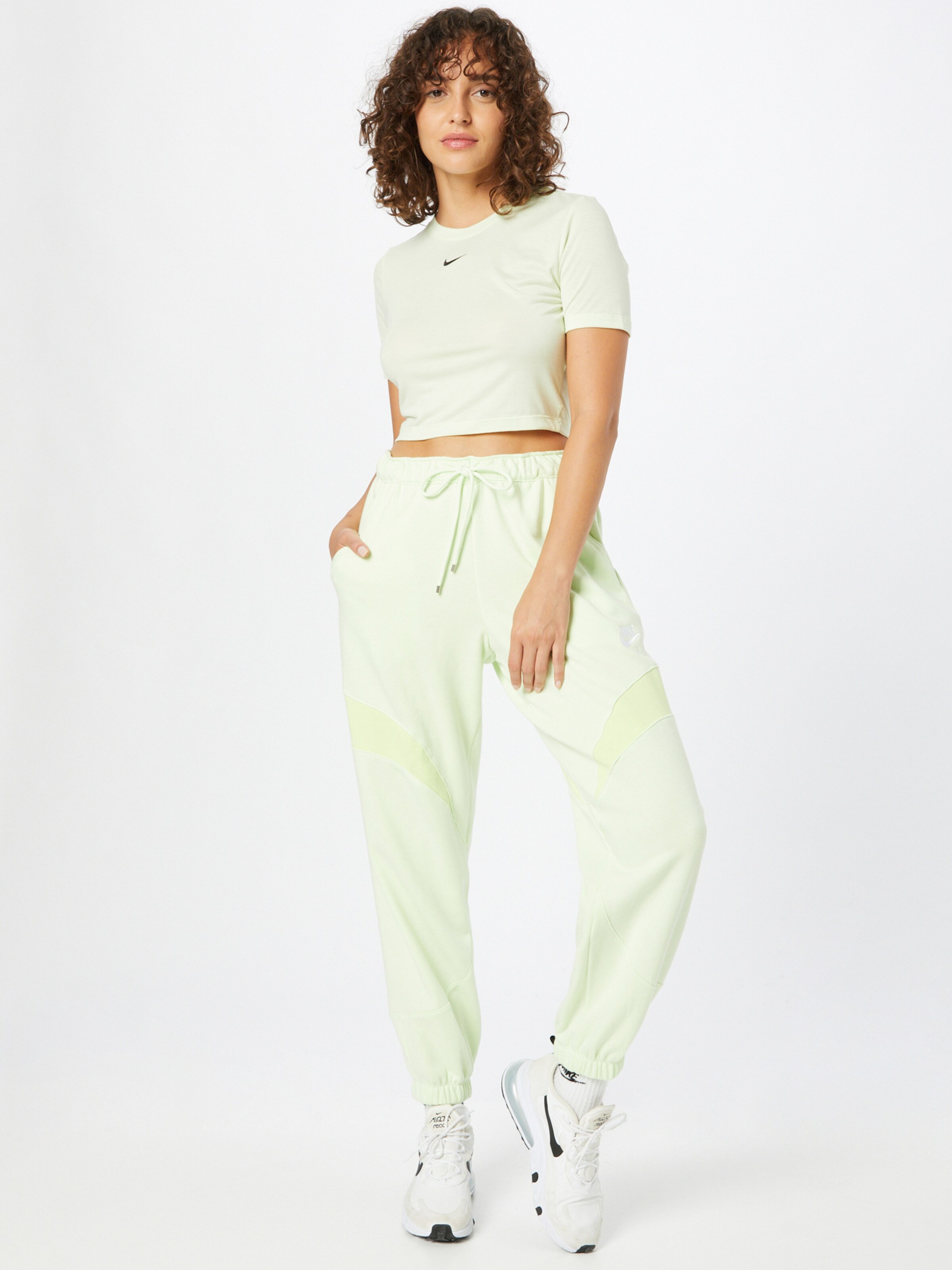 T-shirts et tops T-shirt Nike Sportswear en Vert Pastel 