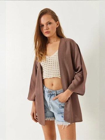 Bianco Lucci Kimono in Brown