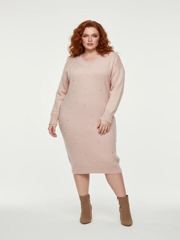Shape Of You Kleid in Pink