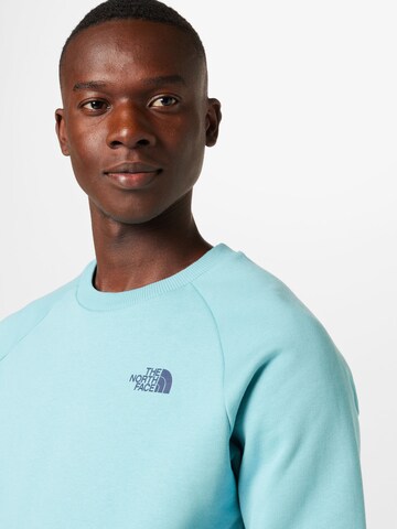 THE NORTH FACE Sweatshirt 'REDBOX' in Blau