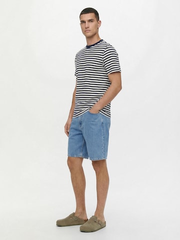 Everly Тениска 'Light Weight' в синьо