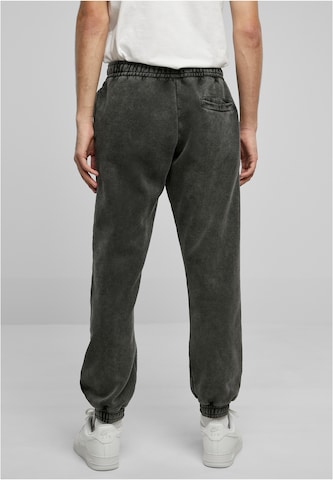 Urban Classics Tapered Broek in Zwart