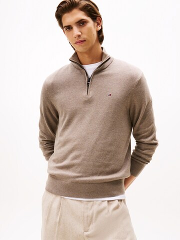 TOMMY HILFIGER - Pullover em castanho: frente