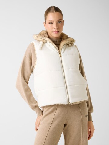 GUESS Vest in White: front