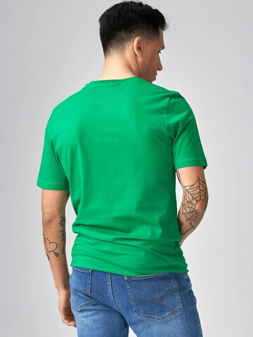 Fit confort Chemise ' Organic Basic ' TEESHOPPEN en vert