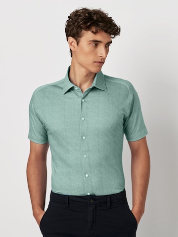 DESOTO Slim fit Button Up Shirt in Green: front