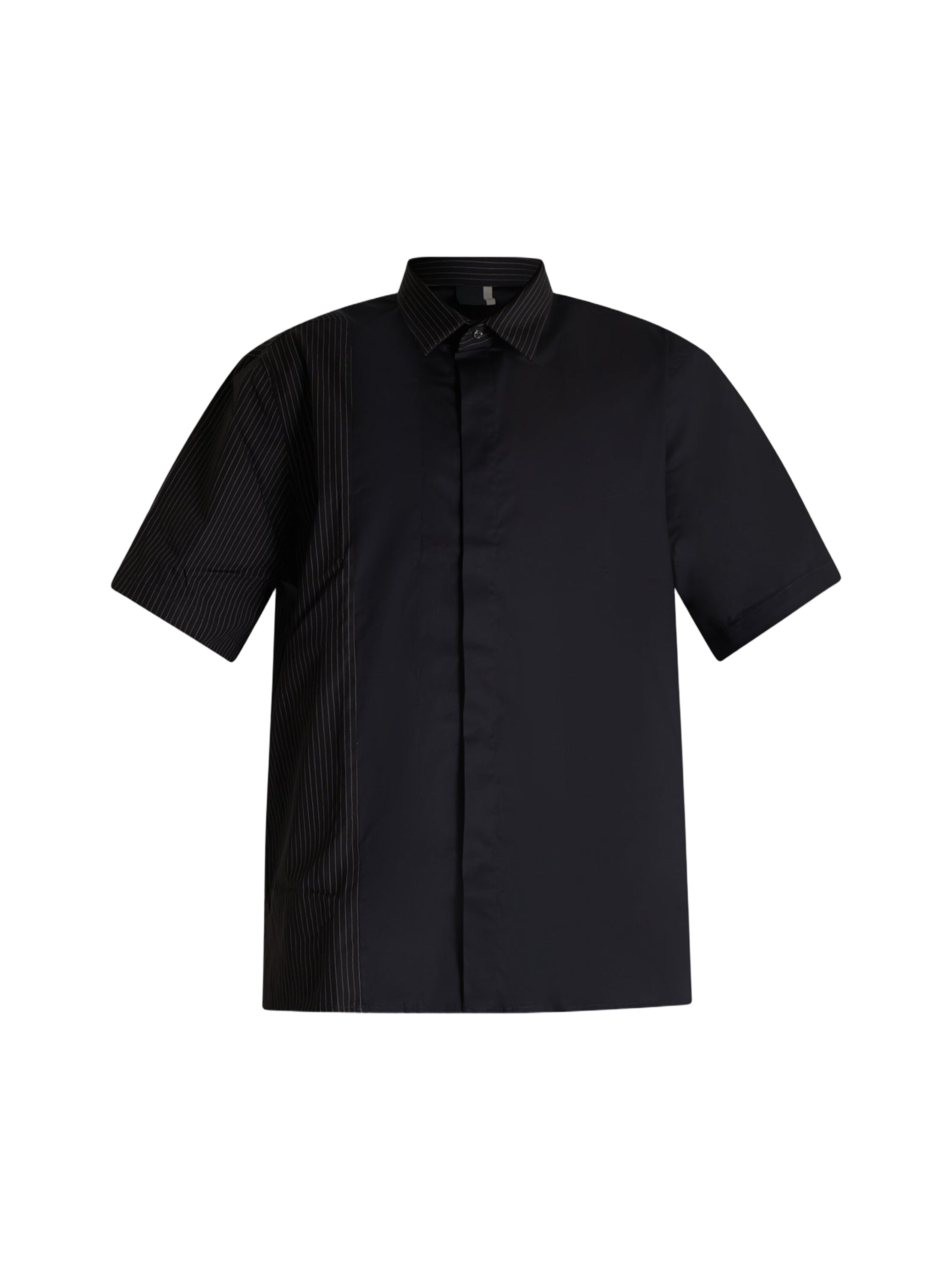 LOW BRAND - Regular Fit Camisa em preto: frente