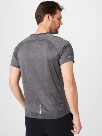 T-Shirt fonctionnel Newline en gris