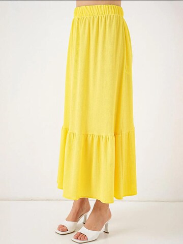 Bigdart Skirt in Yellow