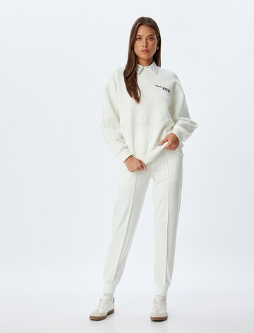 Koton Sweatshirt in White