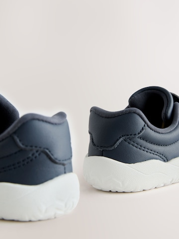 Sneaker de la Next pe albastru