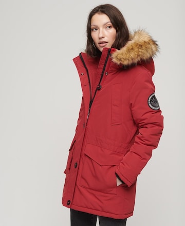 Parka d’hiver 'Everest' Superdry en rouge : devant