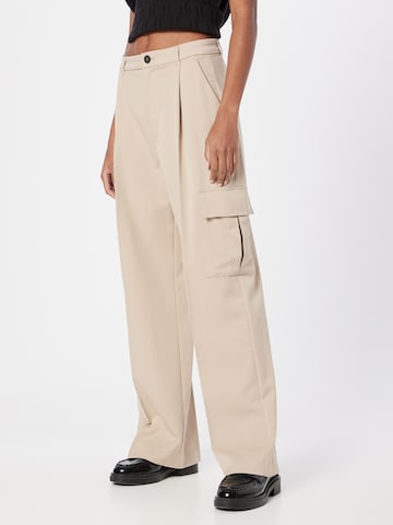 Monki Wide leg Pleat-front trousers in Beige: front