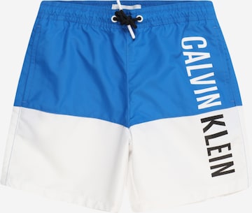 Șorturi de baie de la Calvin Klein Swimwear pe albastru: față