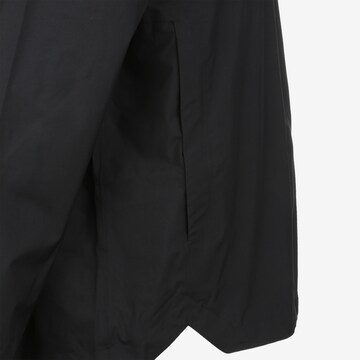 ADIDAS SPORTSWEAR Куртка в спортивном стиле 'Traveer' в Черный