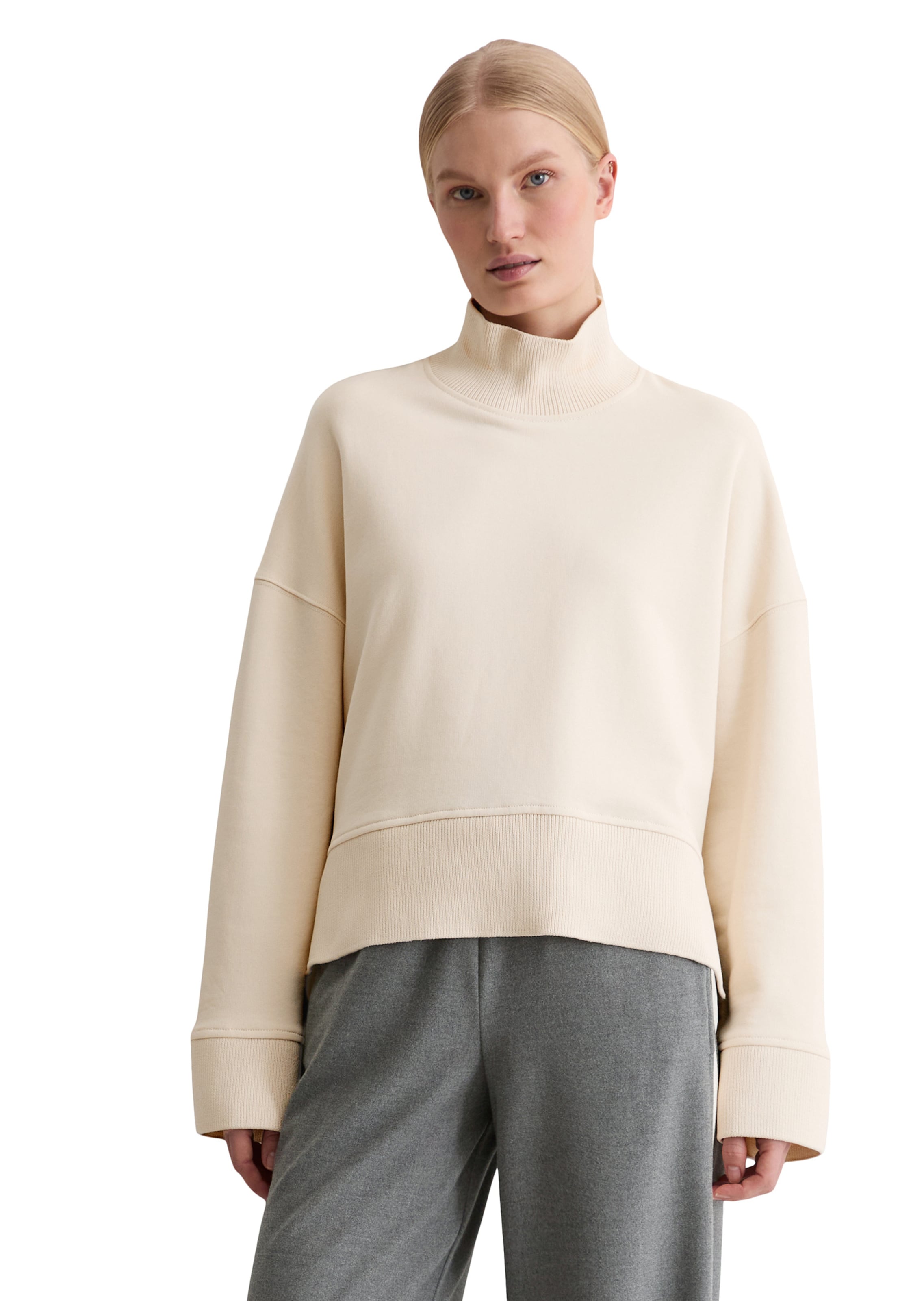 Marc O'Polo Sweater in Beige: front