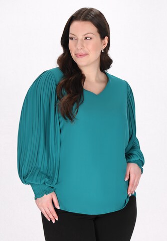 Usha - Blusa en azul: frente