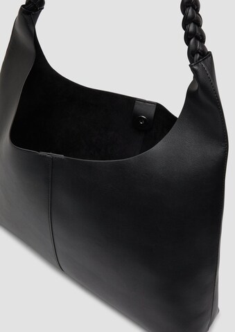 s.Oliver Shoulder Bag in Black