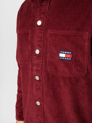 Tommy Jeans Regular fit Button Up Shirt in Red