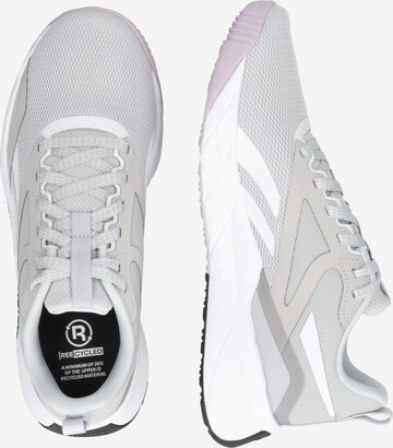 Chaussure de sport Reebok en gris