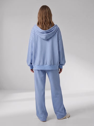 Wide Leg Pantalon Copenhagen Studios en bleu : derrière