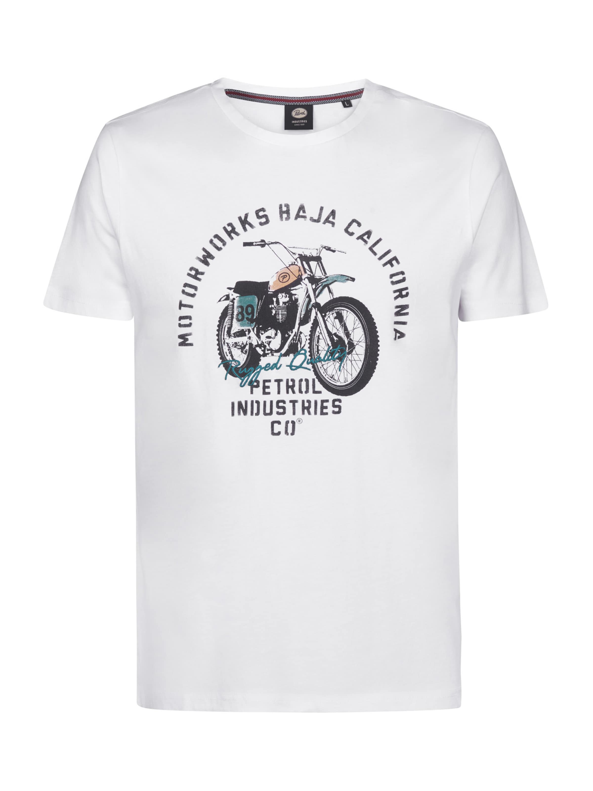 T-Shirt 'Classic' Petrol Industries en blanc : devant