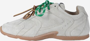 GISEL MOIRE - Sapatilhas baixas 'G88' em bege: frente