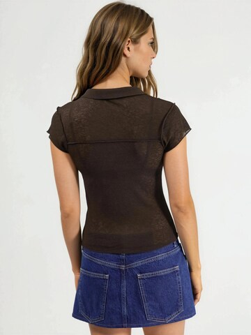 Busem Shirt in Brown