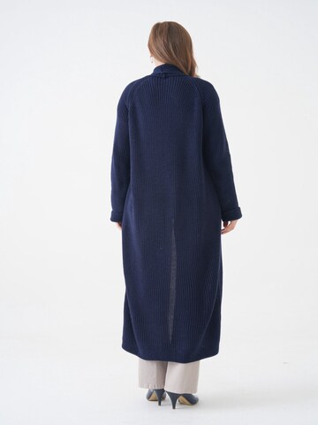 WOMAN VISION Strickjacke in Blau