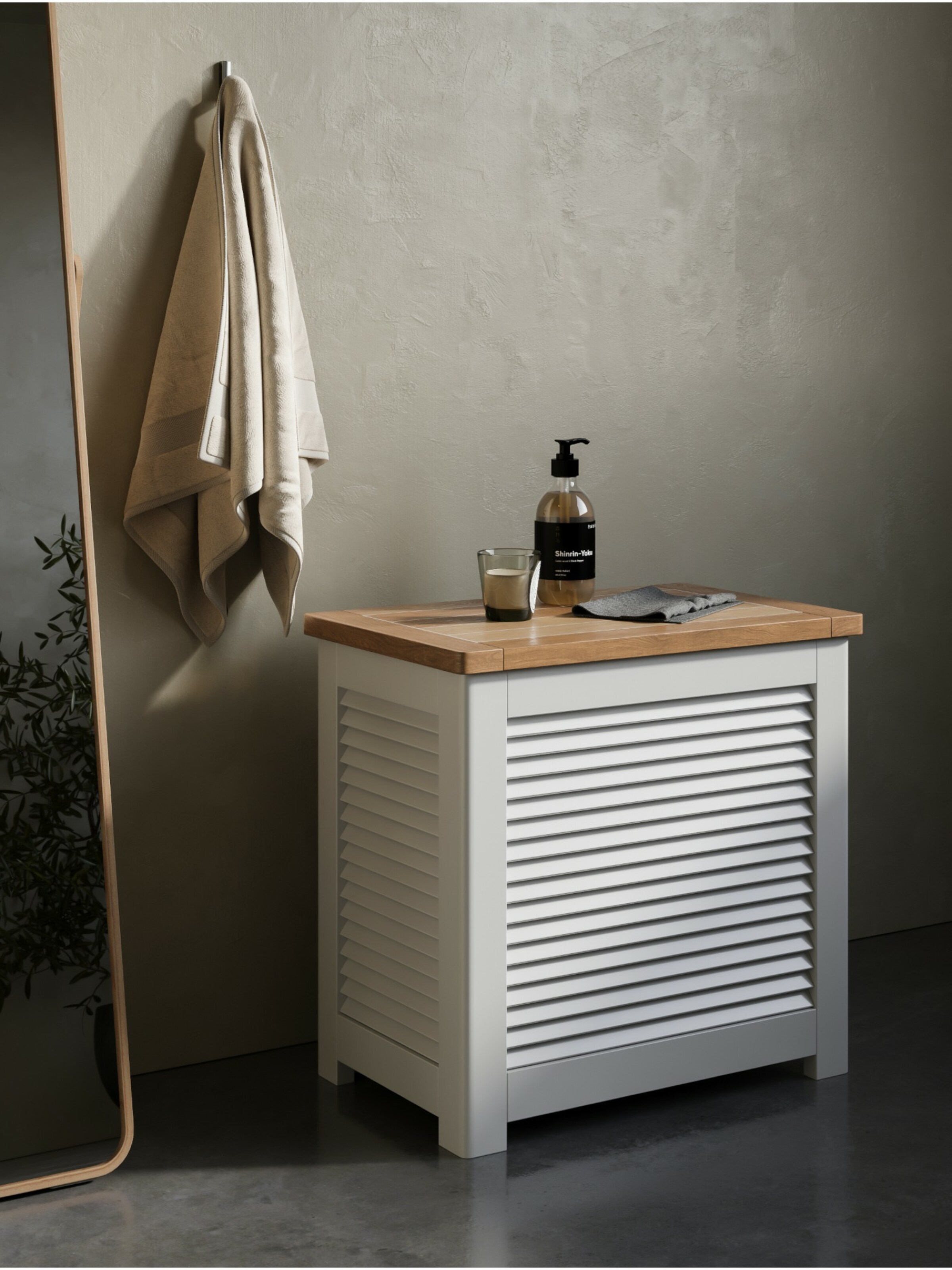 cinas Wäschekorb in Weiß ABOUT YOU