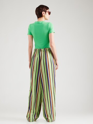 TOPSHOP Ohlapna forma Hlače | zelena barva