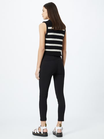 Coupe slim Pantalon Soyaconcept en noir