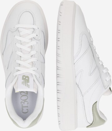 Baskets basses 'CT302' new balance en blanc