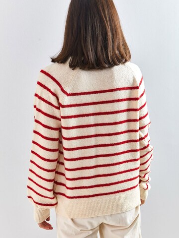 Pullover di Bianco Lucci in beige