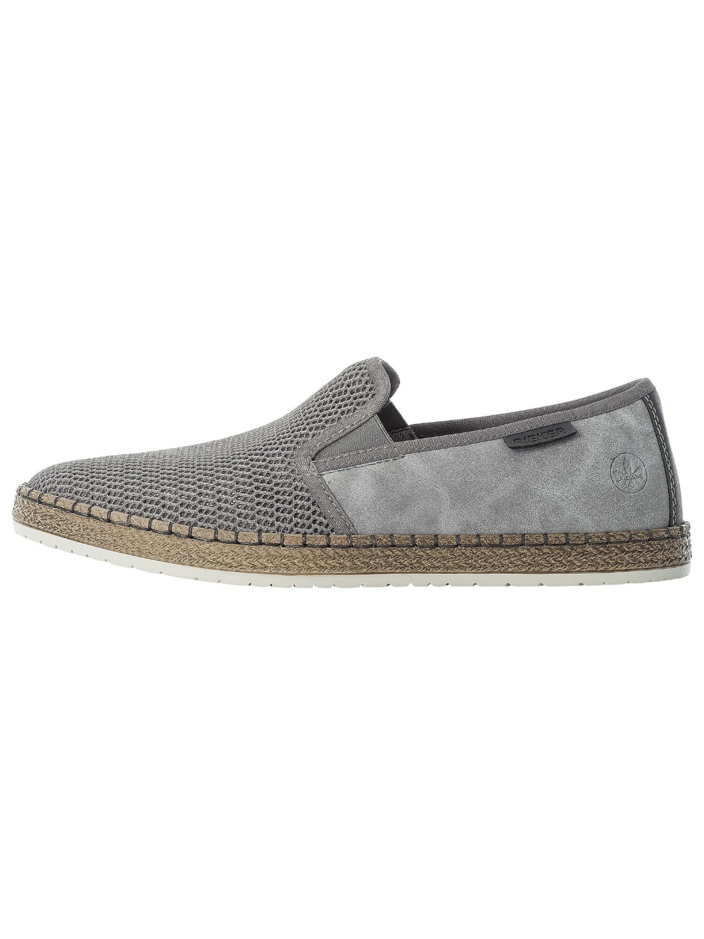 Chaussure basse Rieker en gris