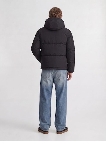 juoda JACK & JONES Žieminė striukė 'JJGALAXY'