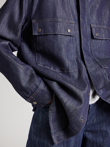 Sisley Блуза в синьо