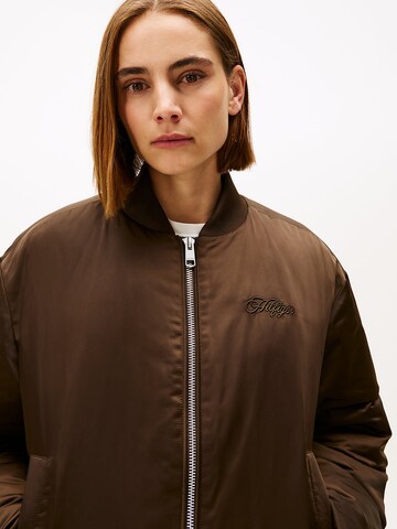 TOMMY HILFIGER Übergangsjacke in Braun