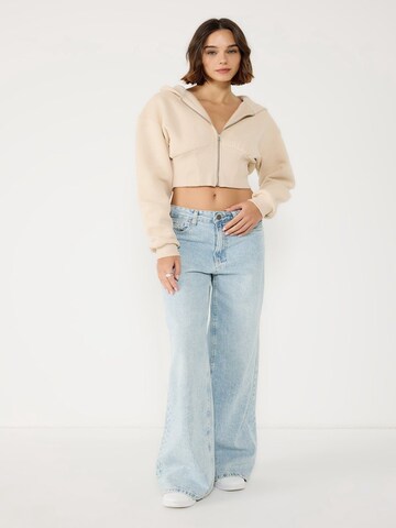 No Matter What Sweatjacke in Beige: Vorderseite