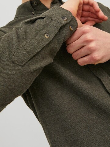 JACK & JONES Slim fit Button Up Shirt 'JJEClassic' in Green